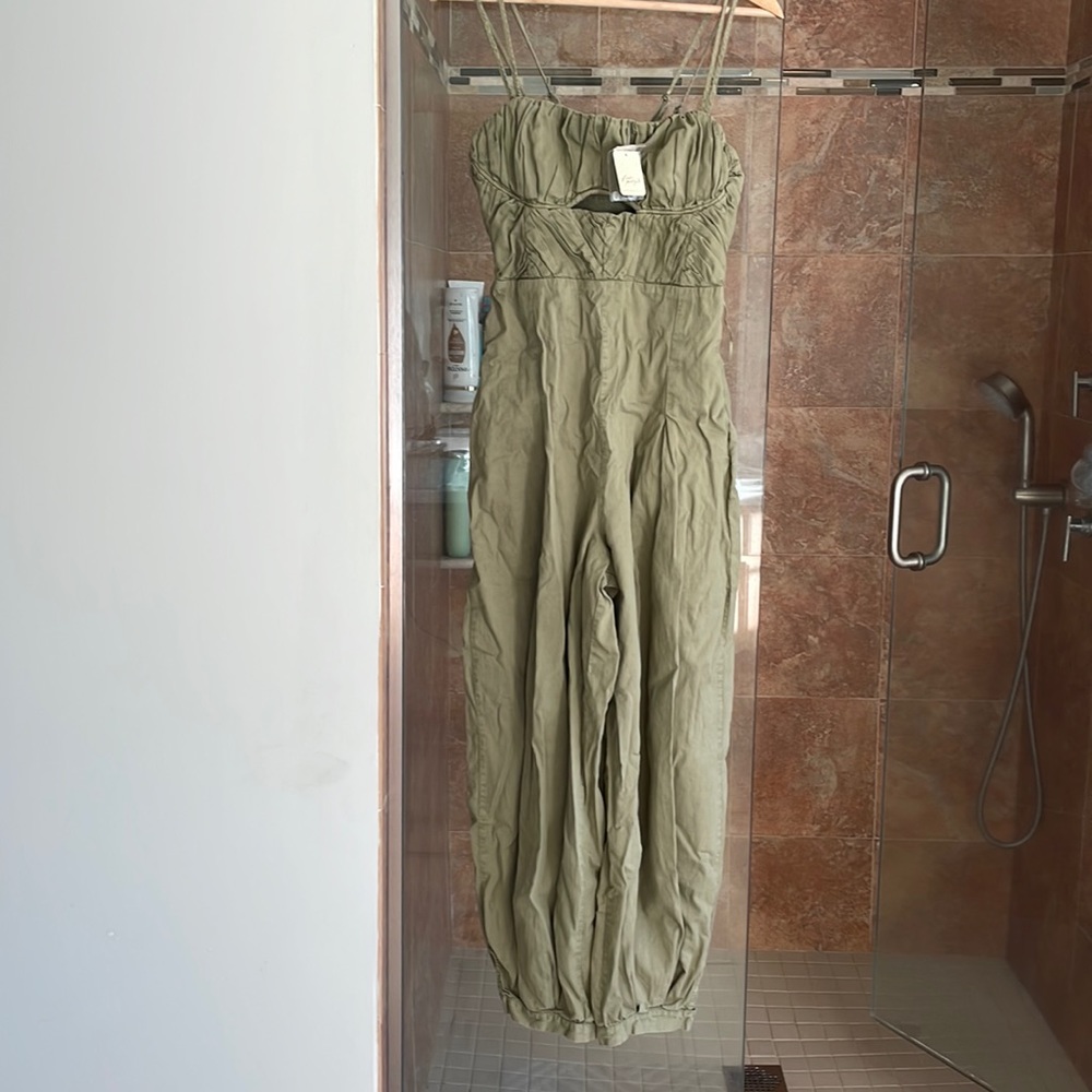 Free People Jumpsuit New with Tags Size Small